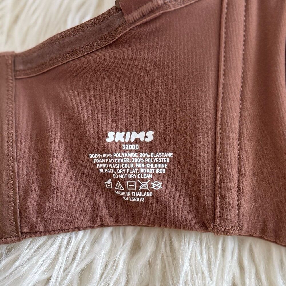 Skims Fits Everybody Strapless Bra Jasper Size 32DDD - Picture 7 of 8